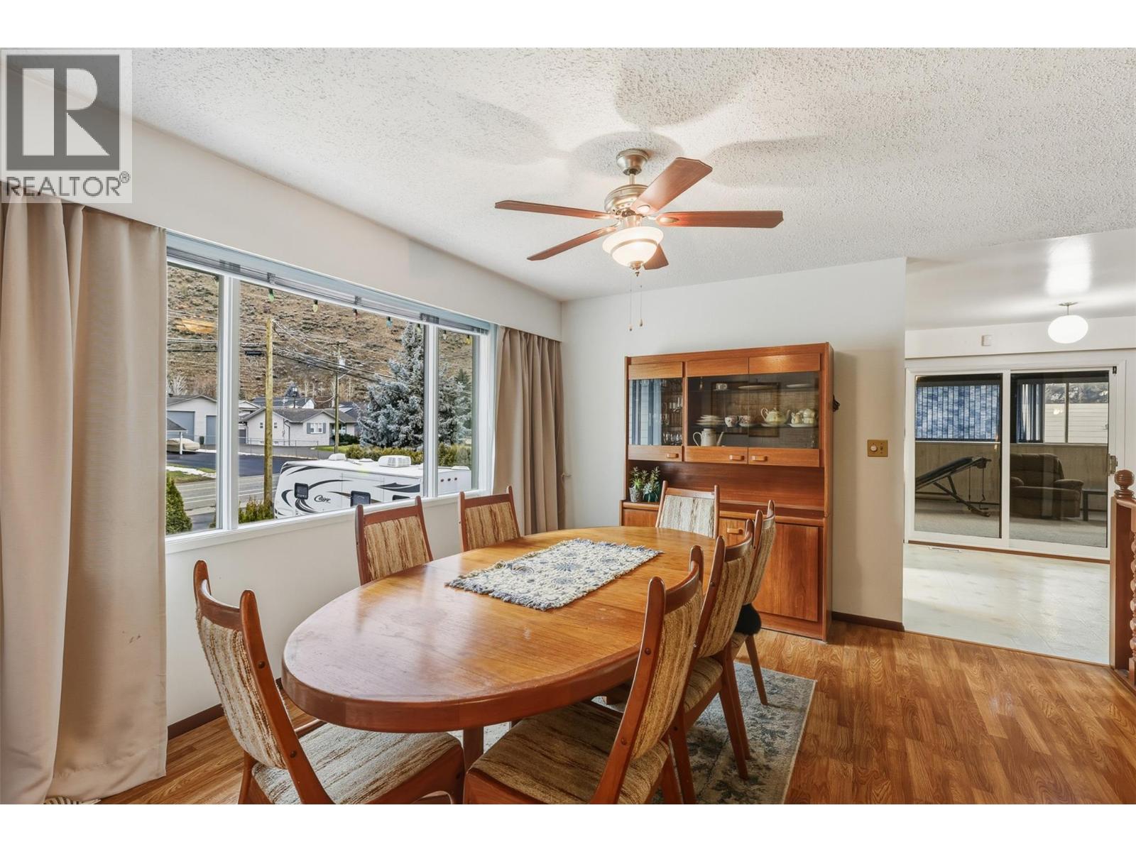 2480 VALLEYVIEW DRIVE - 10