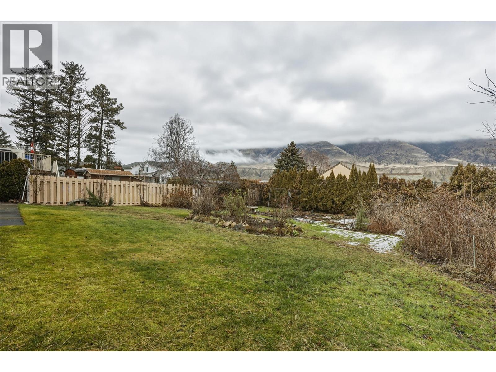 2480 VALLEYVIEW DRIVE - 44