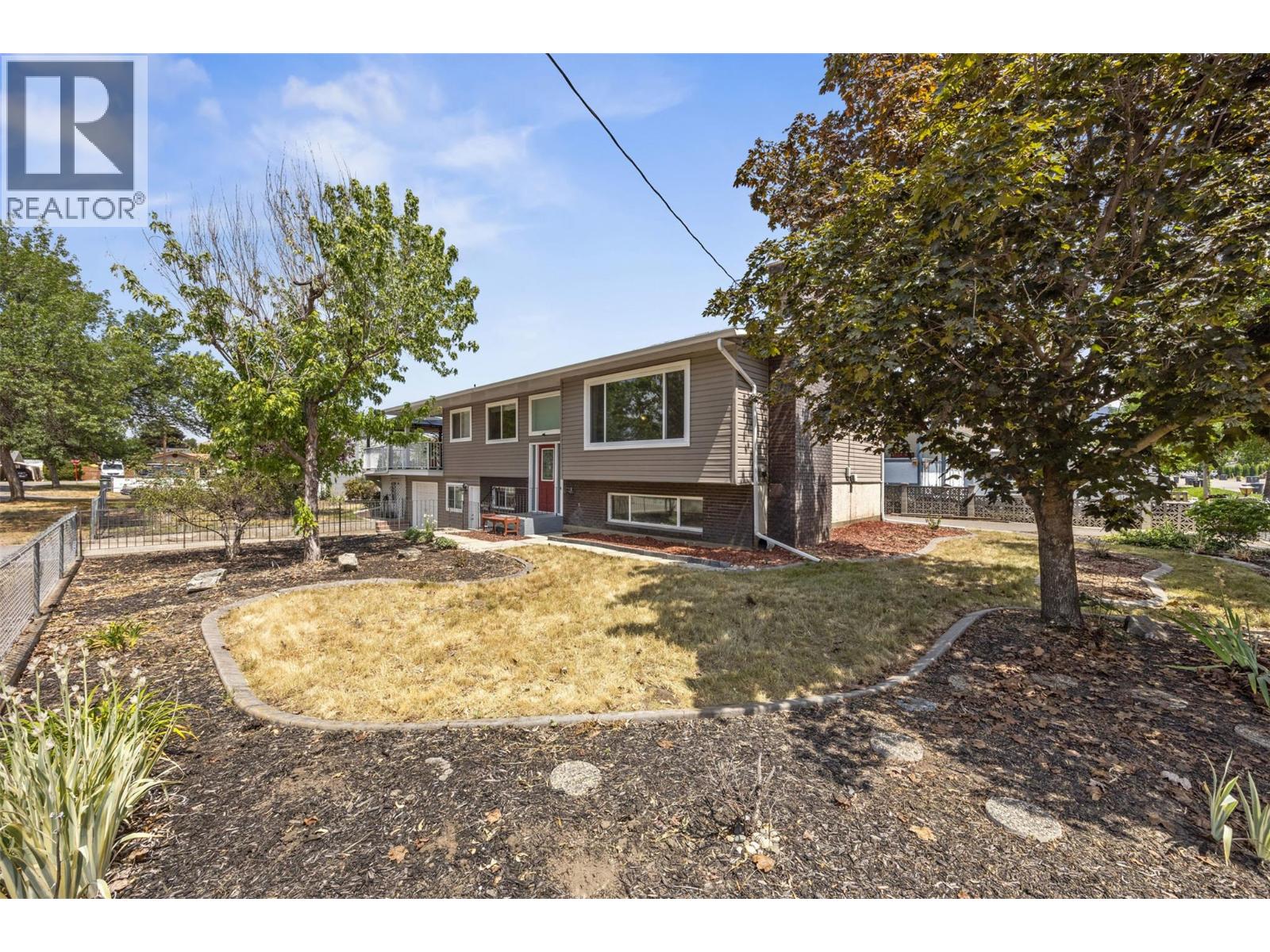  645 Mark Road, Kelowna