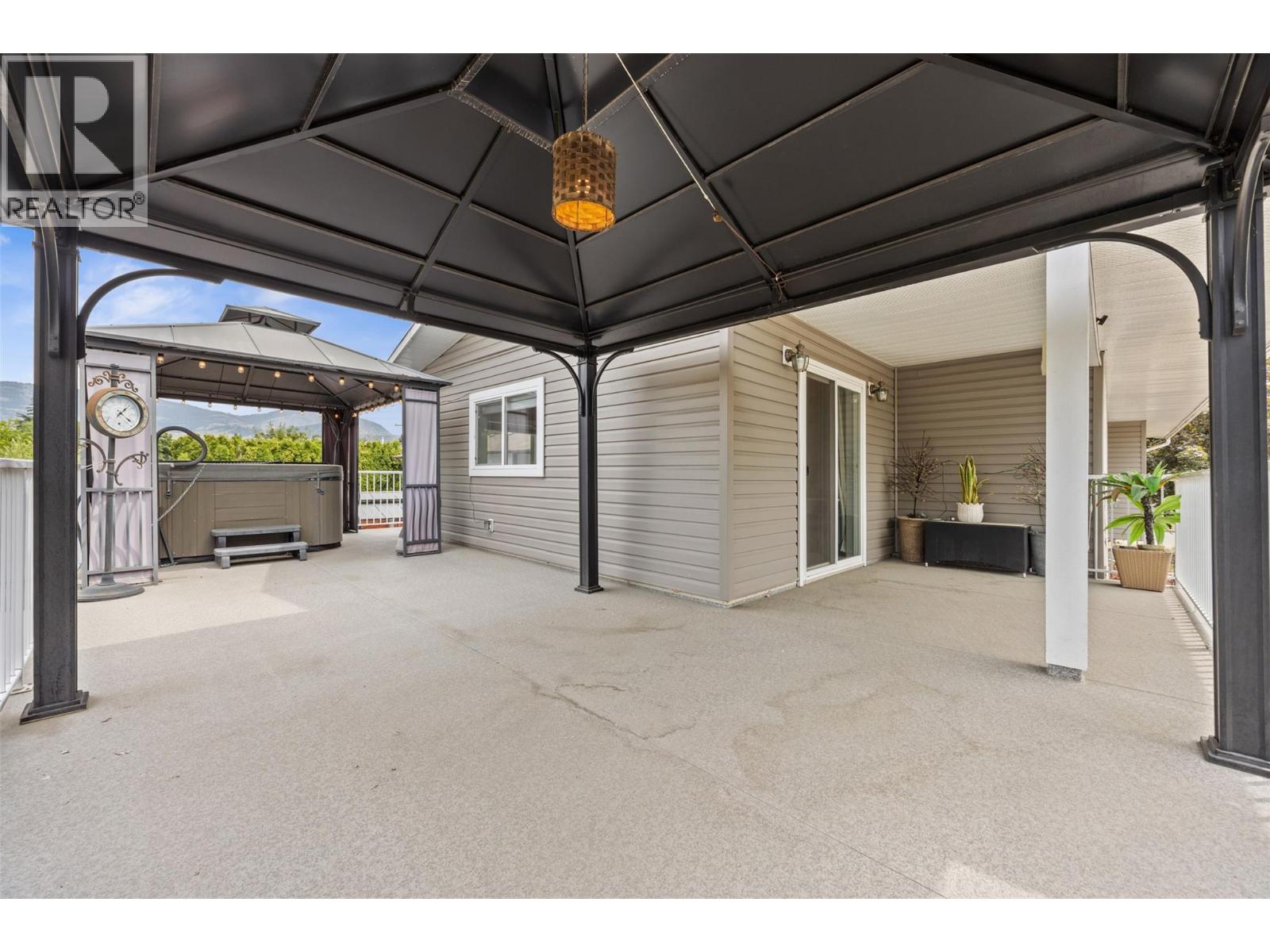  645 Mark Road, Kelowna