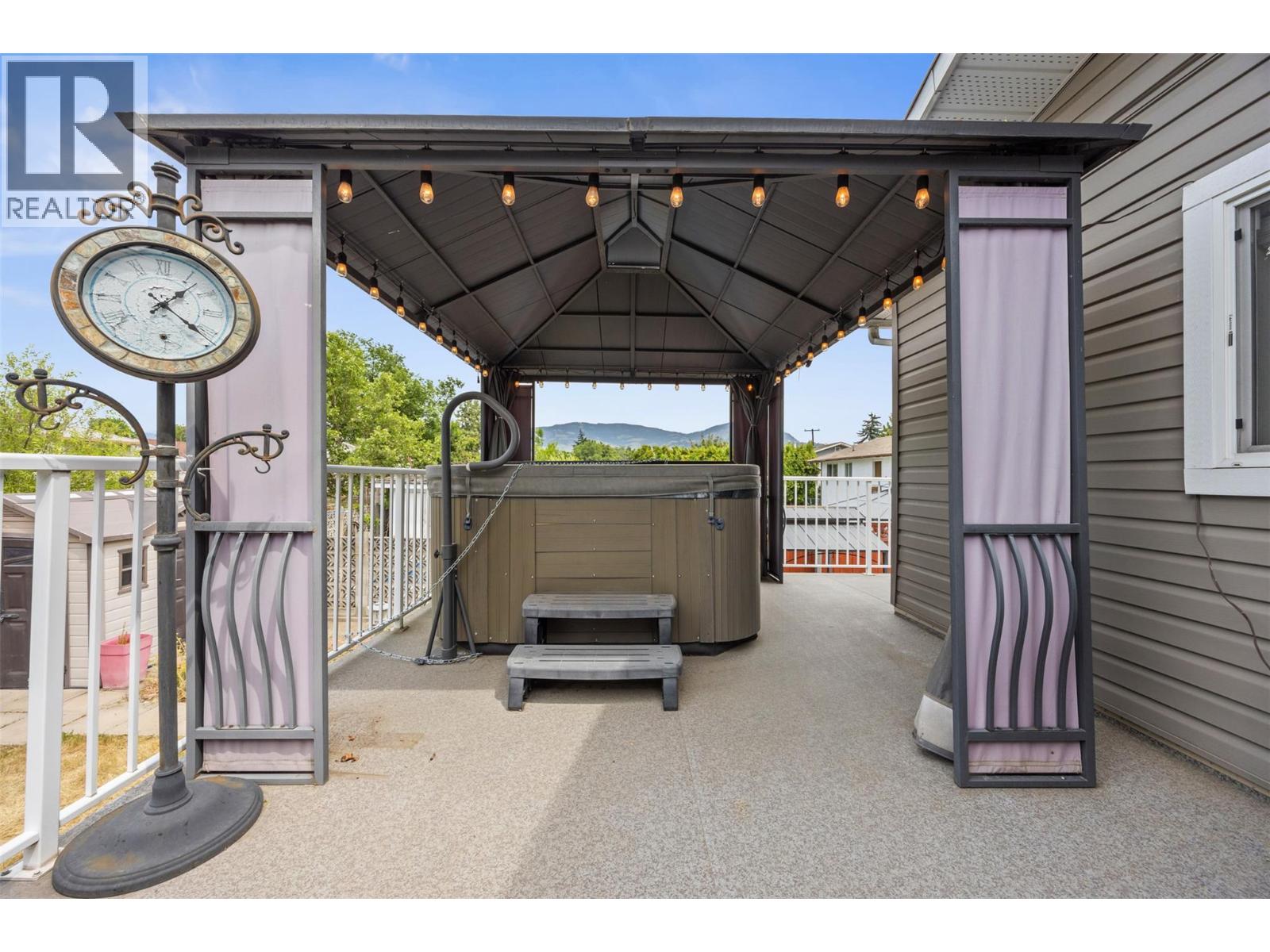  645 Mark Road, Kelowna