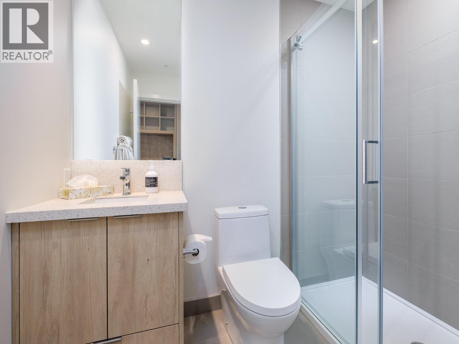 #303 4280 RED MOUNTAIN ROAD - 21