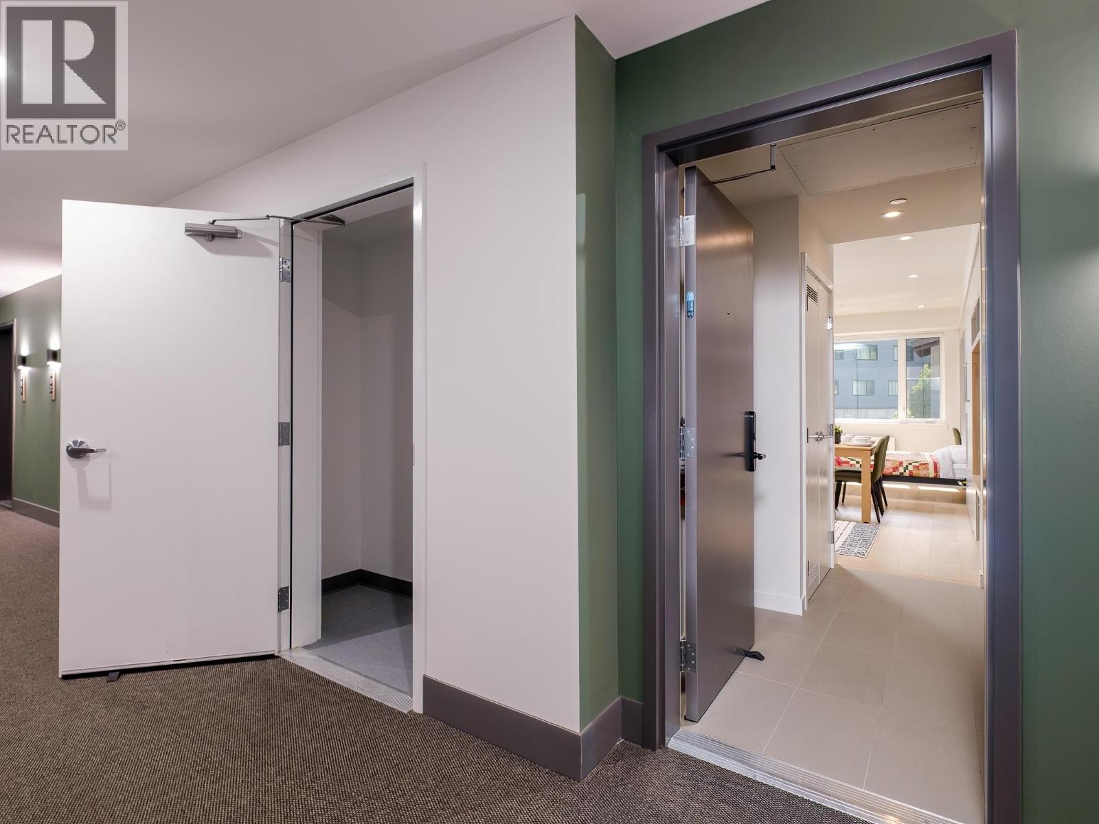 #303 4280 RED MOUNTAIN ROAD - 24