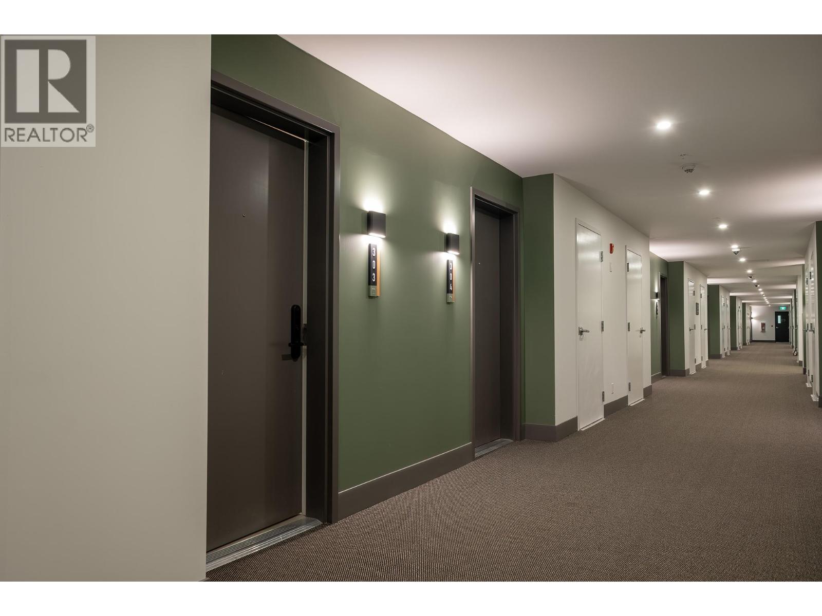 #303 4280 RED MOUNTAIN ROAD - 25