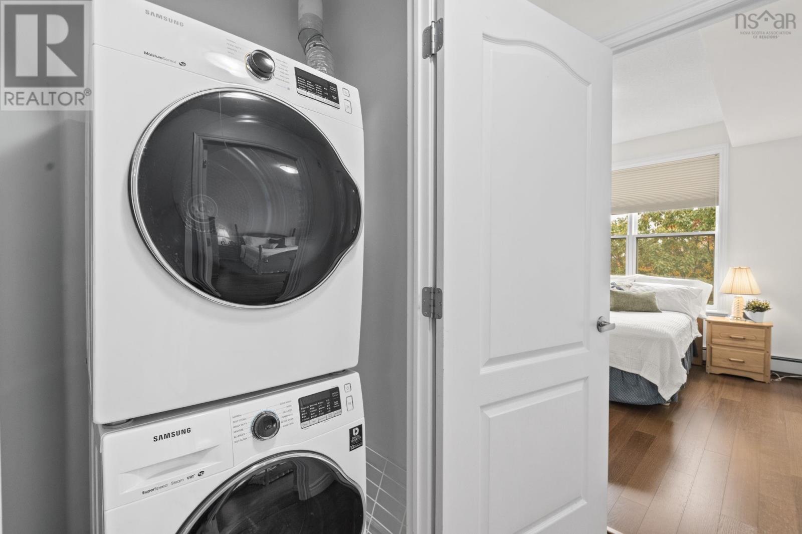 Property 21 of 36 of 210 120 Southgate Drive