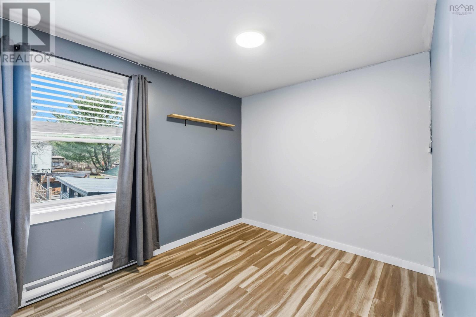 Property 12 of 42 of 6 Robinson Drive