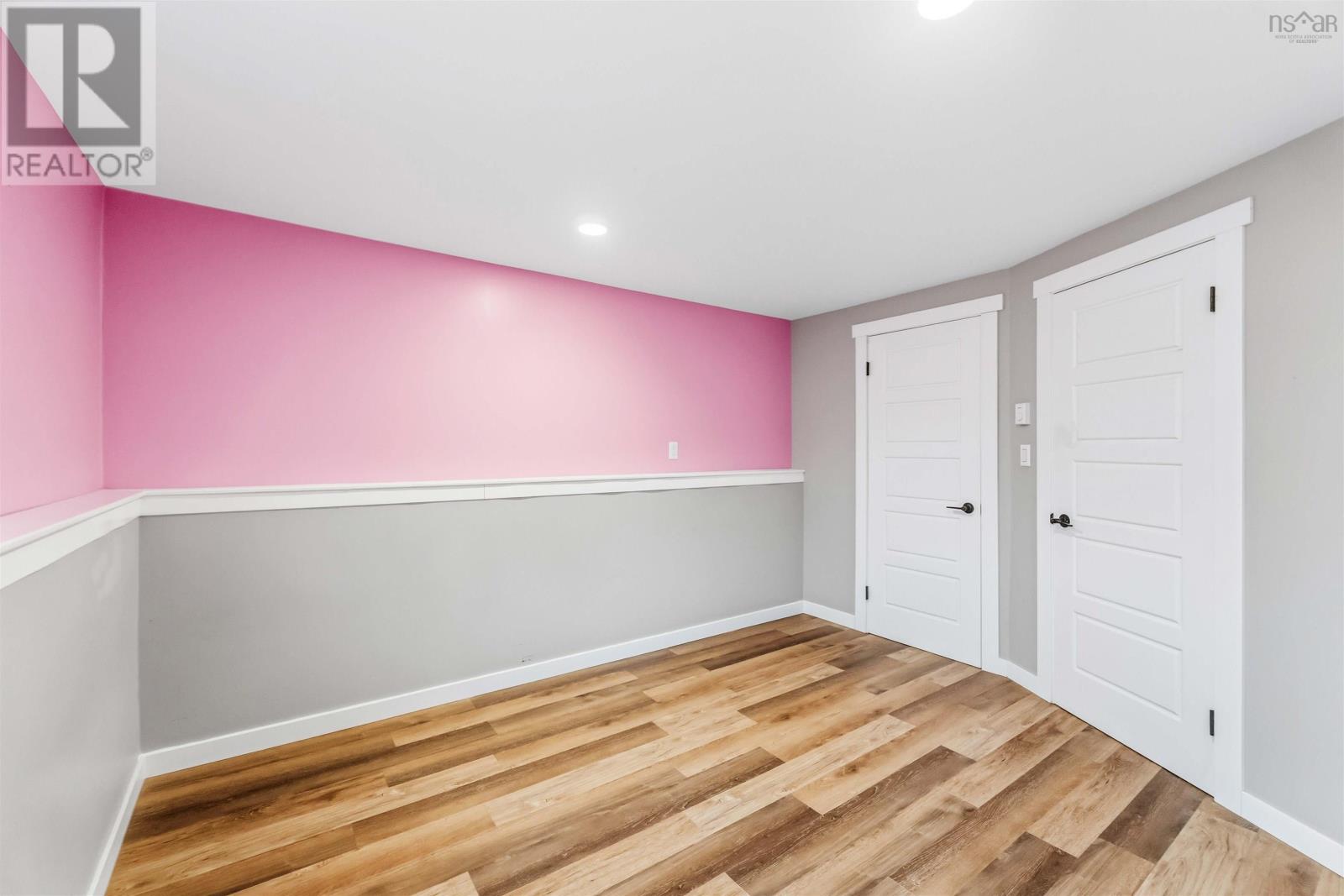 Property 19 of 42 of 6 Robinson Drive