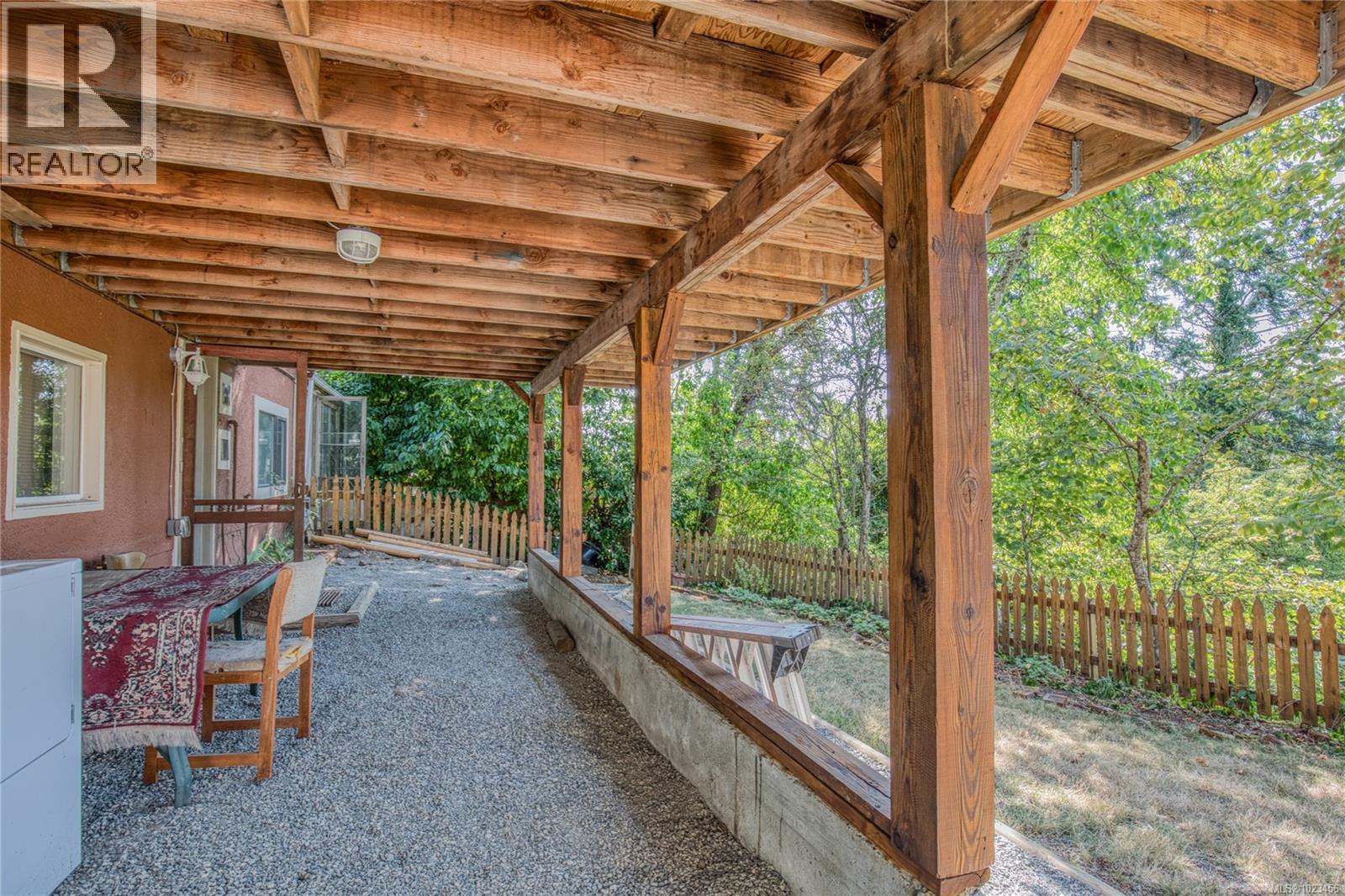 415 MACHLEARY ST - 6