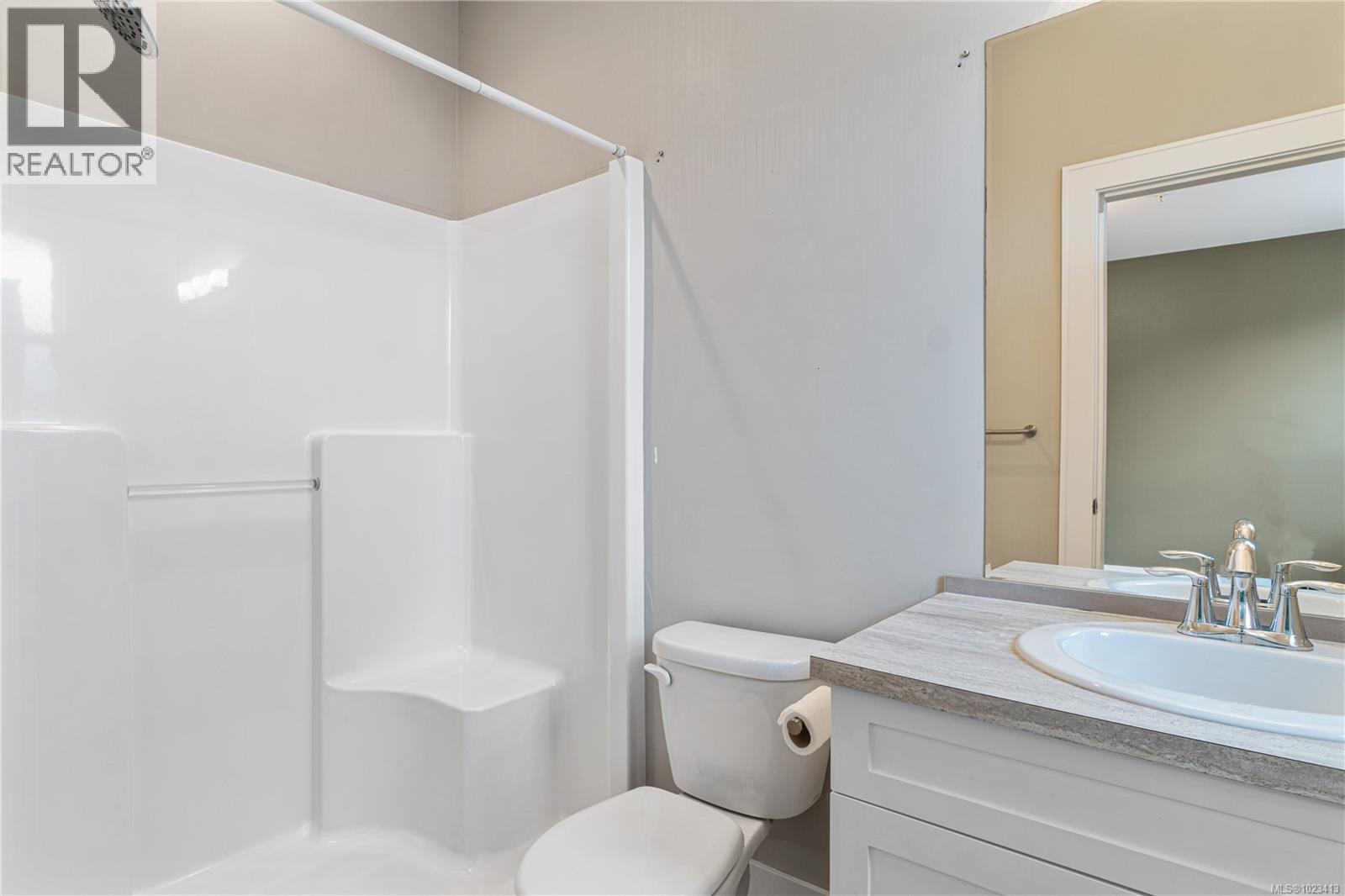 2 512 Jim Cram Dr, Ladysmith