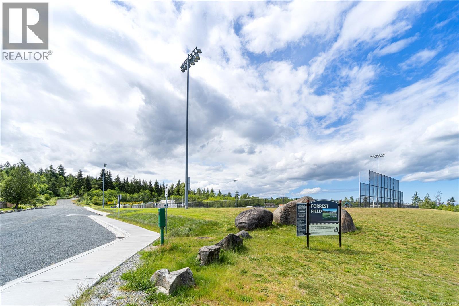 2 512 Jim Cram Dr, Ladysmith