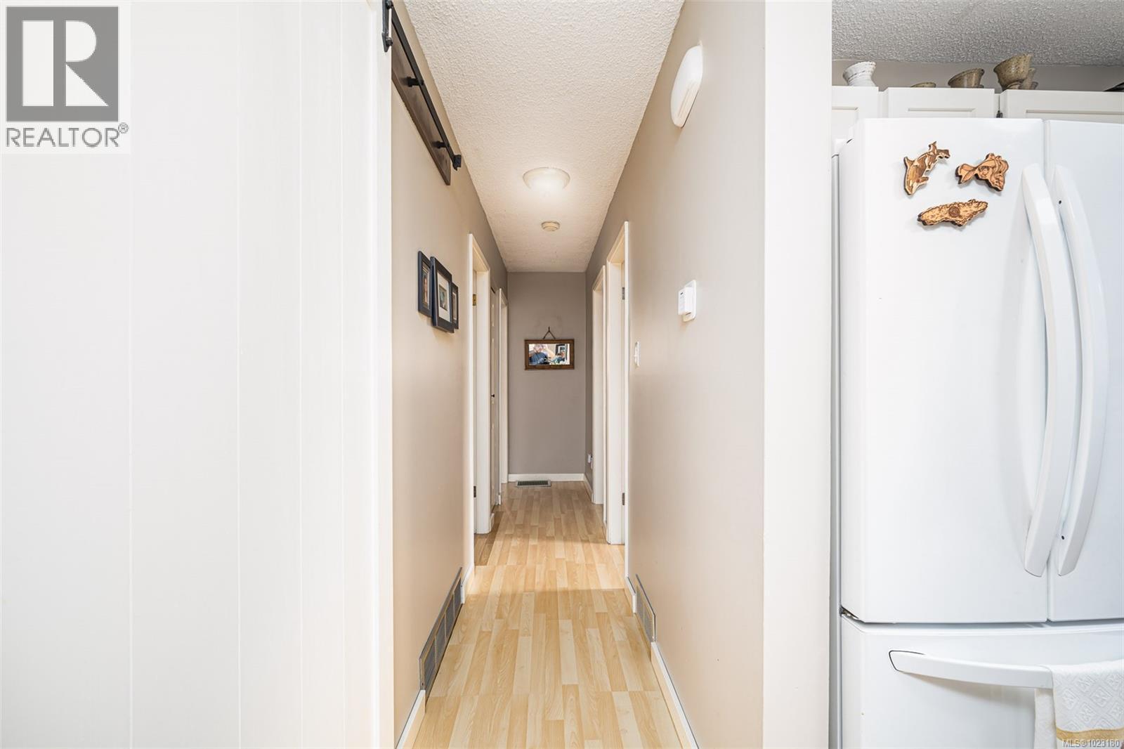 561 MCMILLAN DR - 11