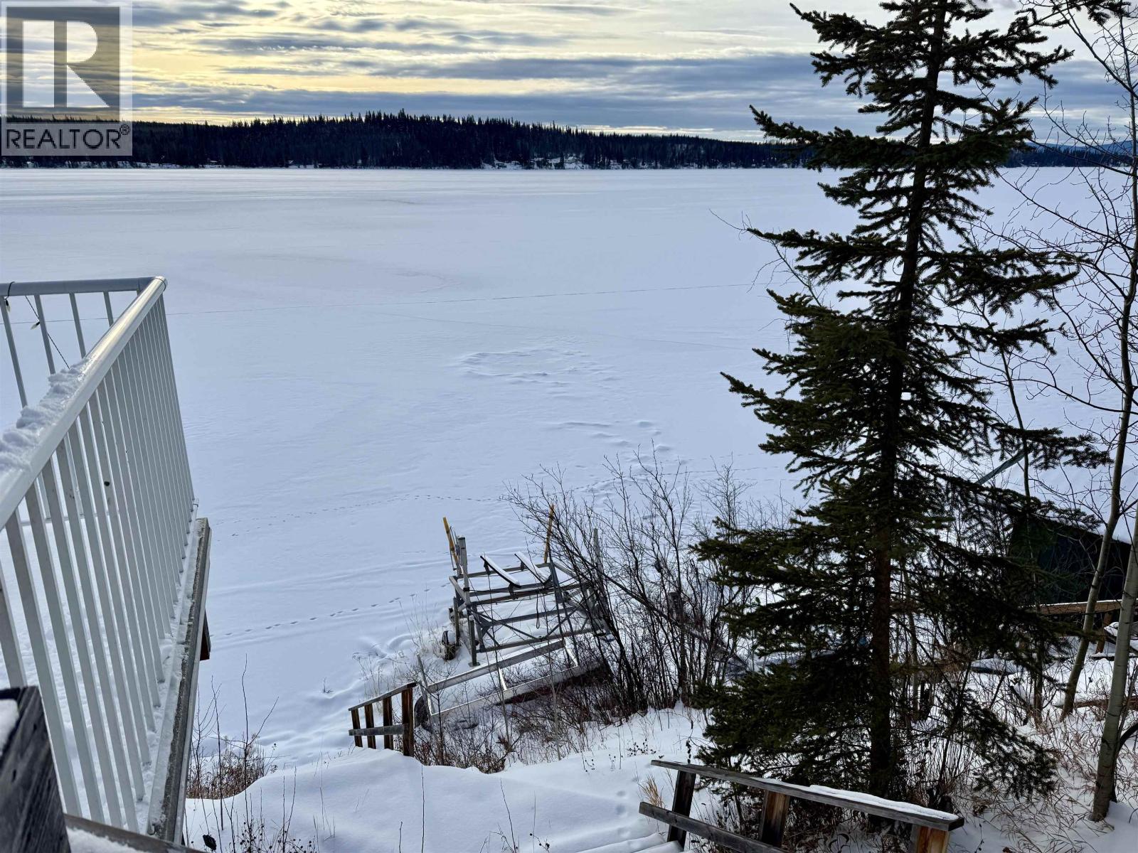 49815 TAPPING ROAD, Cluculz Lake