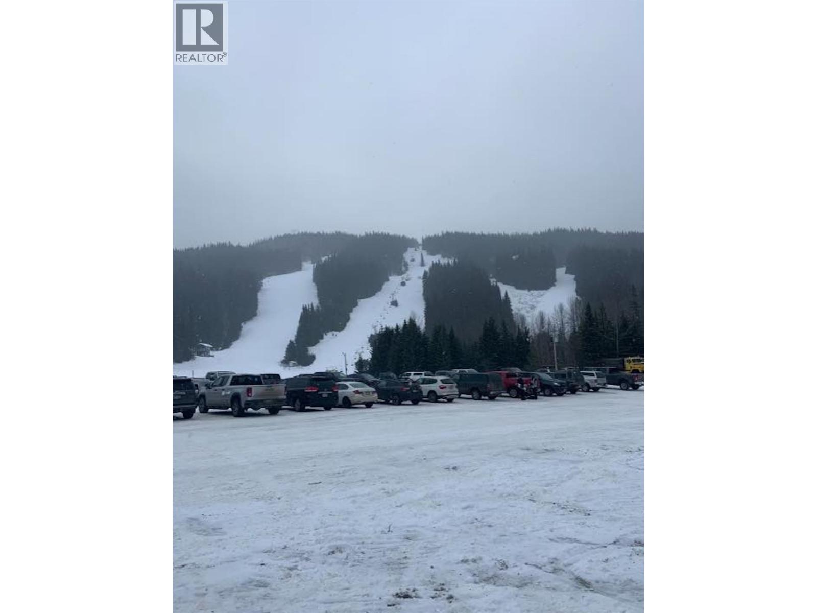 Photo 10 of 25 — 3015 PURDEN SKI HILL ROAD · Prince George, BC