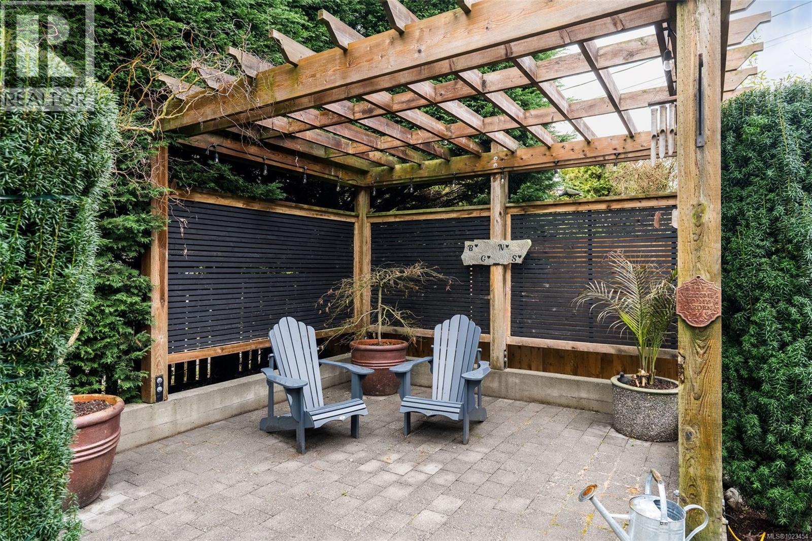  6293 Marie Meadows Road, Central Saanich