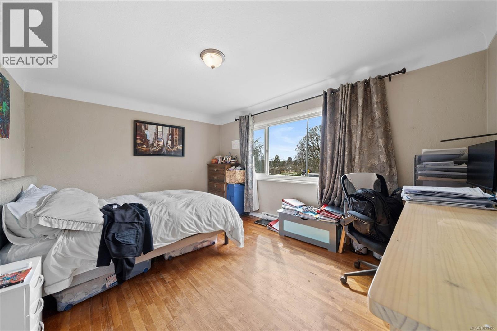  120 Kamloops Avenue, Saanich