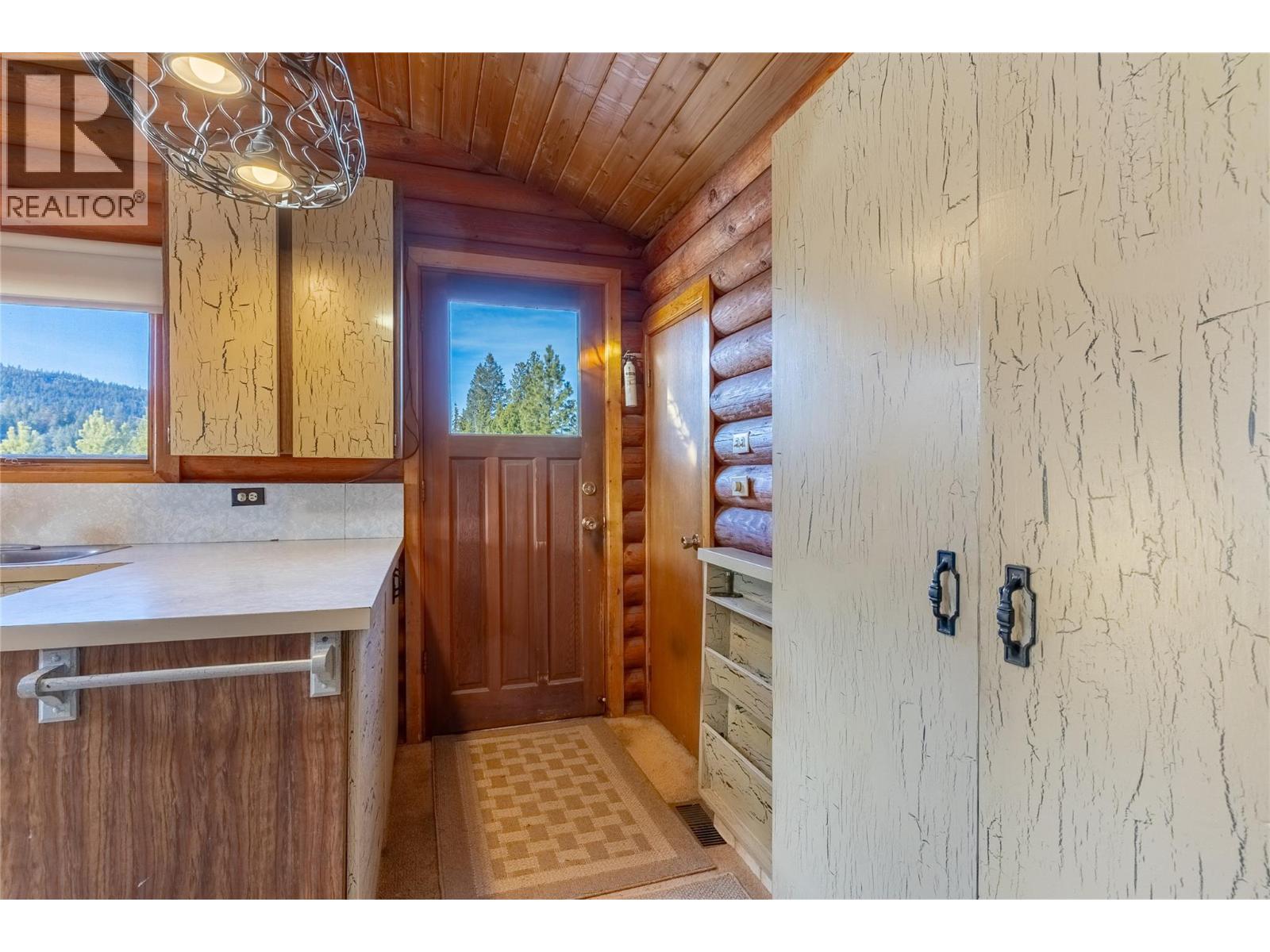 6805 Foley Road, Logan Lake