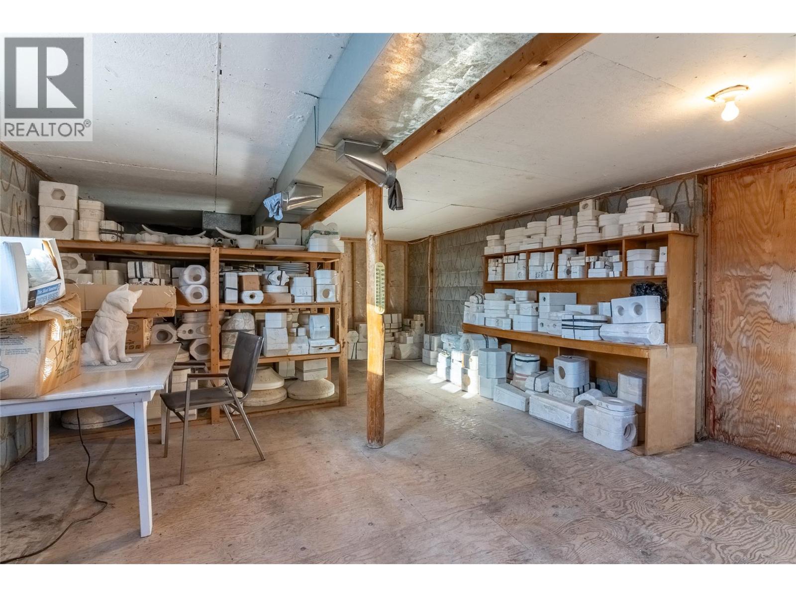 6805 Foley Road, Logan Lake