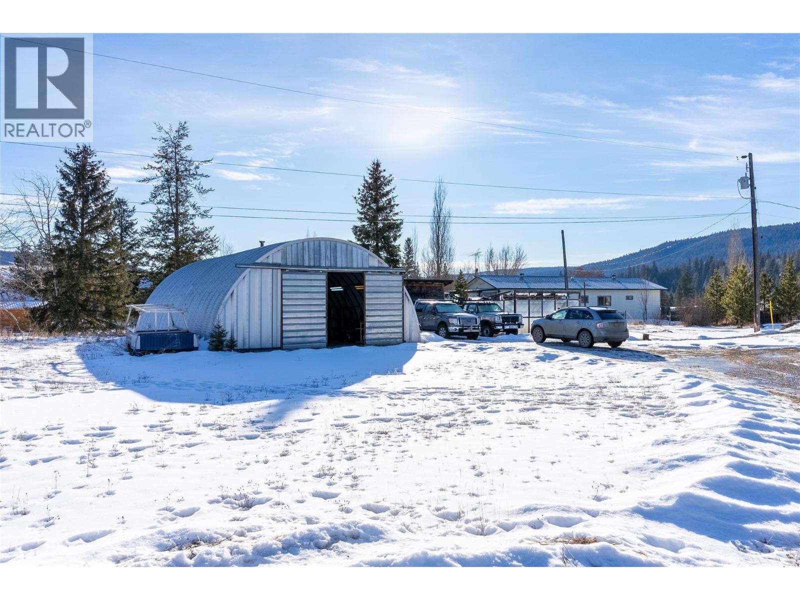 6805 Foley Road, Logan Lake