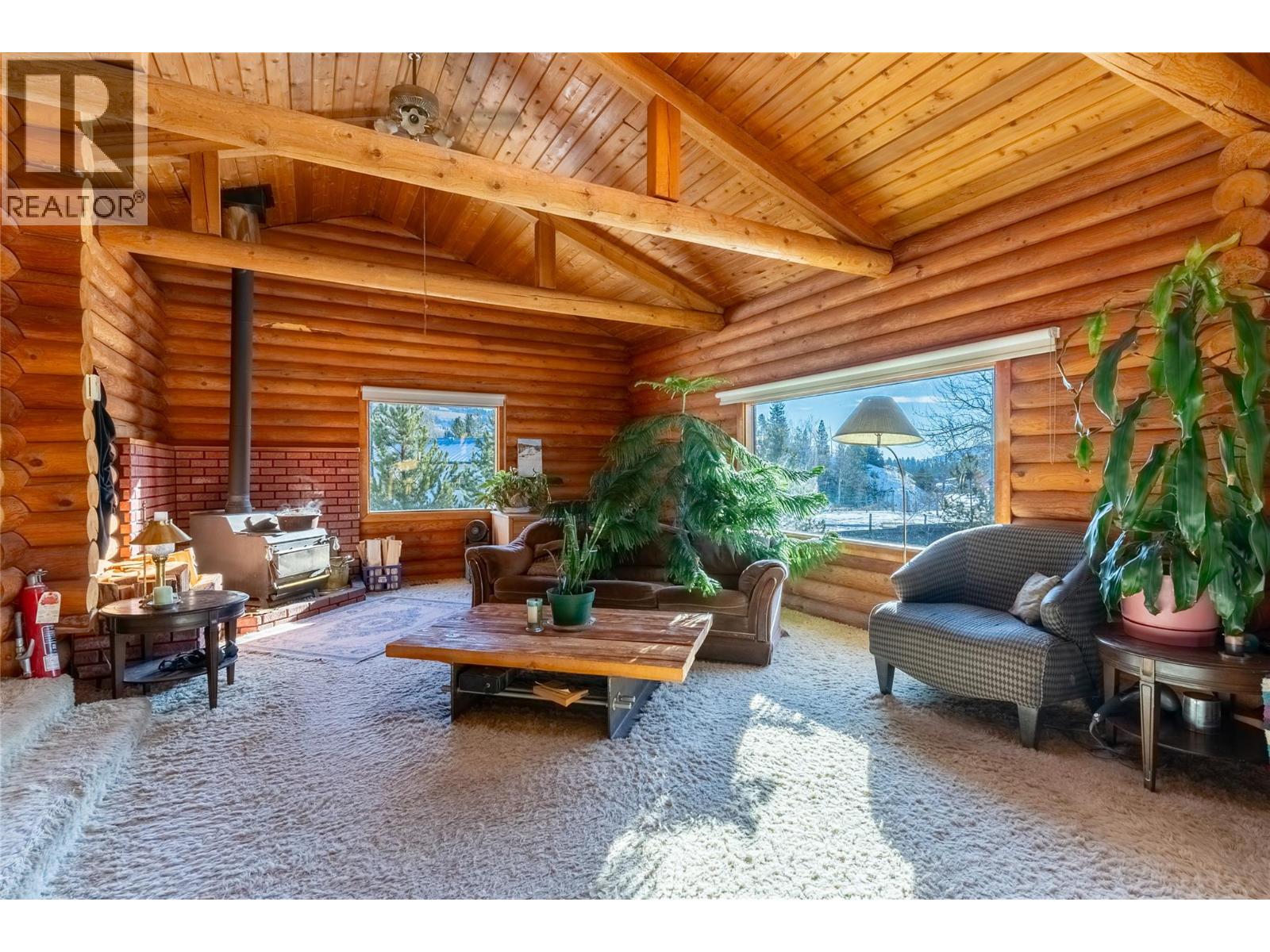 6805 Foley Road, Logan Lake