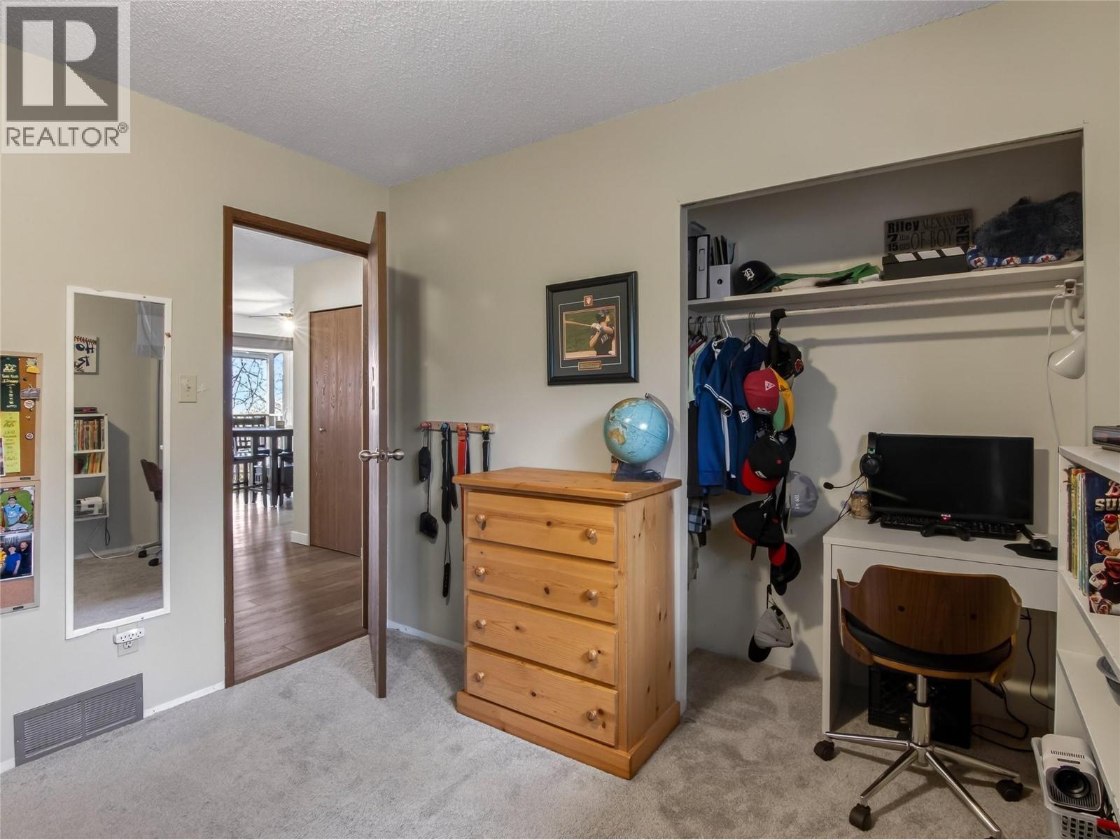  130 Laurel Place, Penticton