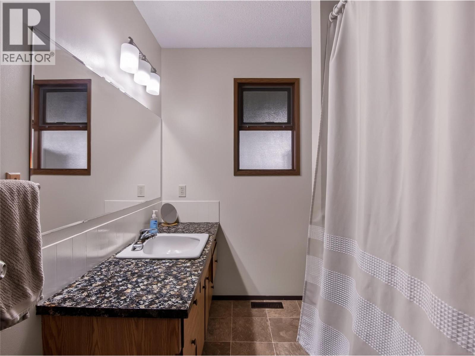  130 Laurel Place, Penticton