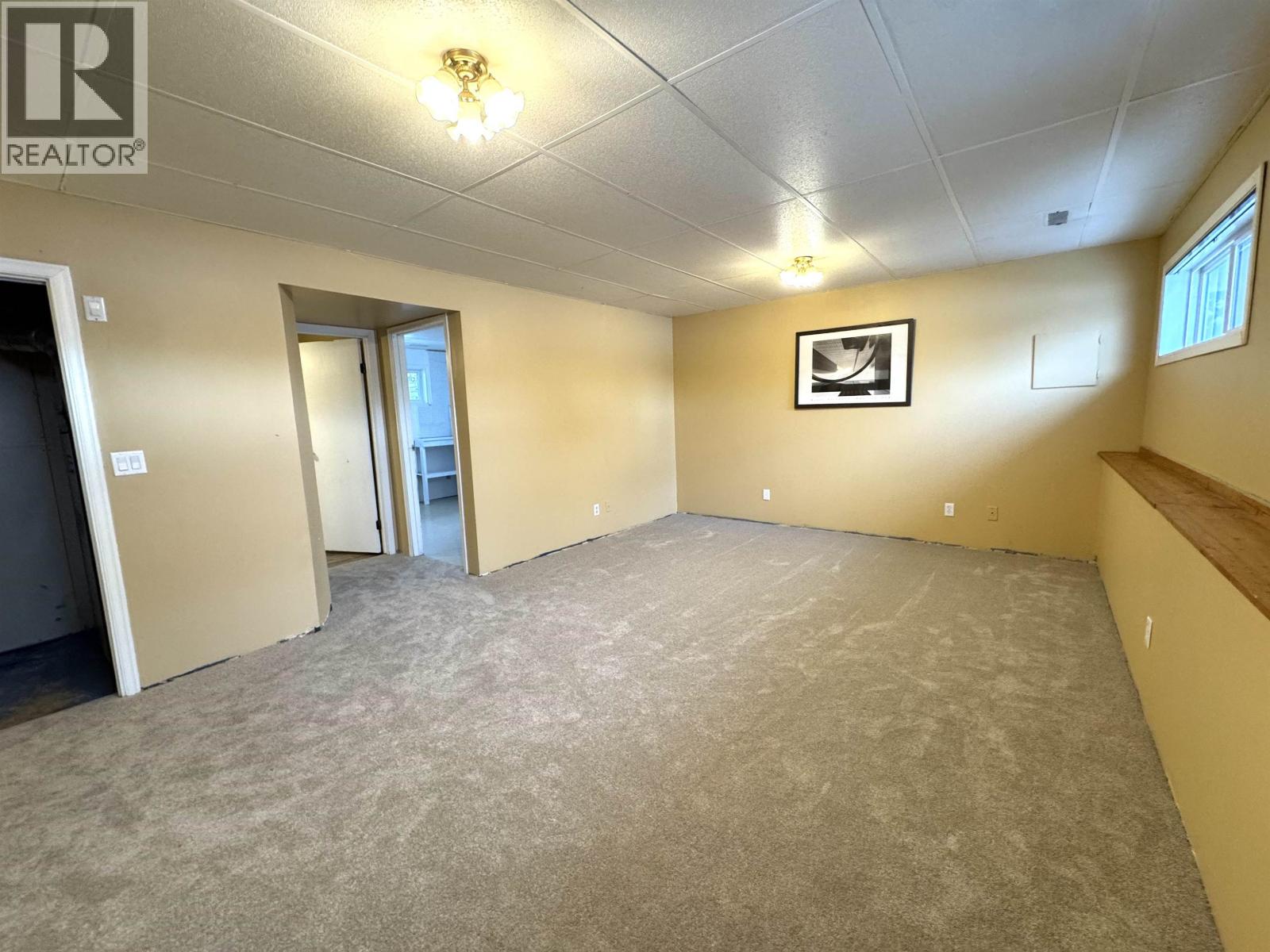 9016 98A AVENUE, Fort St. John