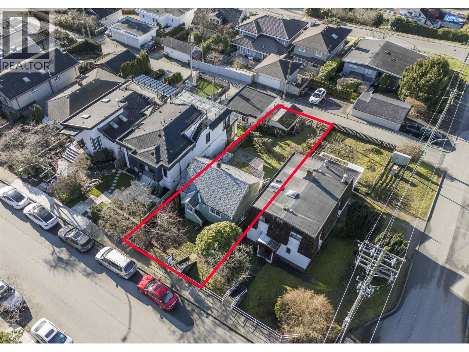 11 HYTHE AVENUE, Burnaby