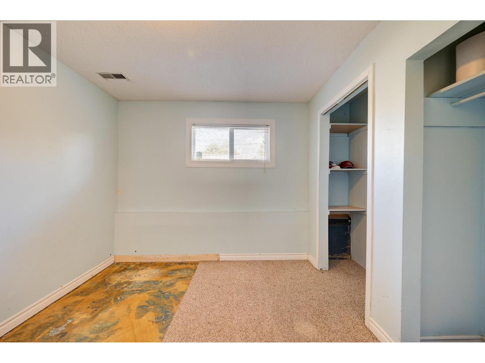 770 SHERWOOD DRIVE - 24