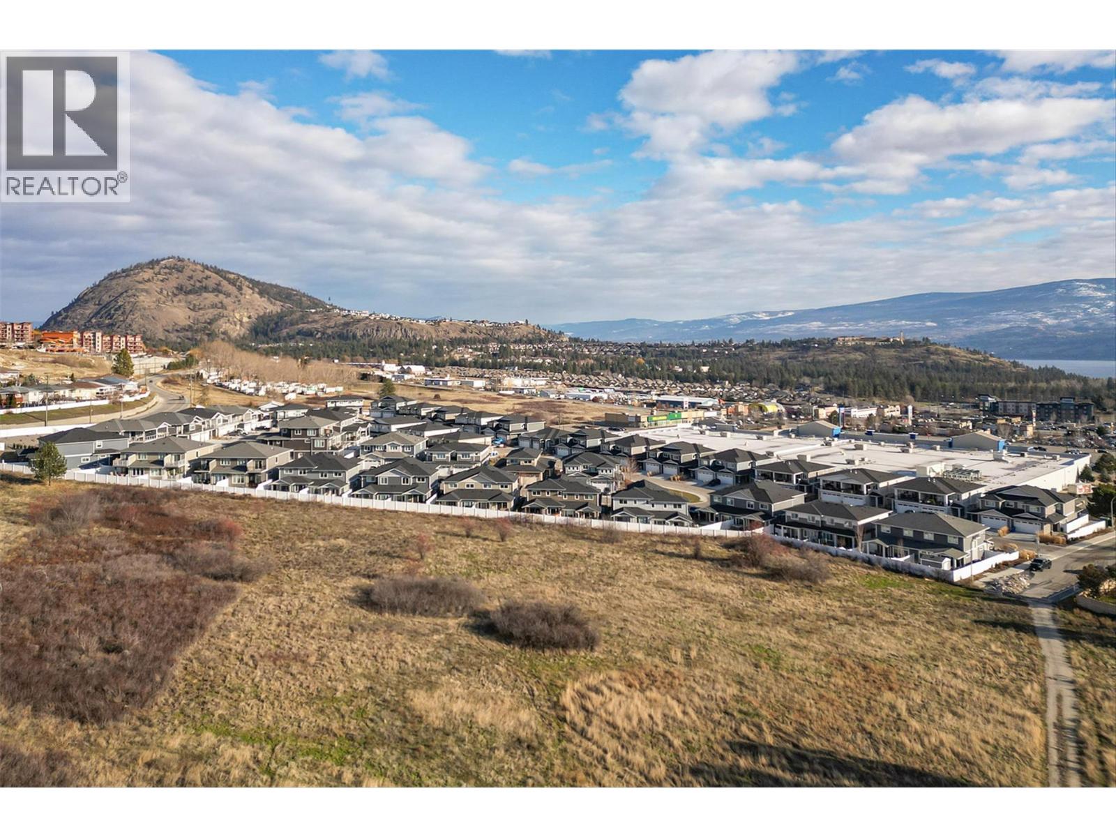 2383 Hawks Boulevard, West Kelowna