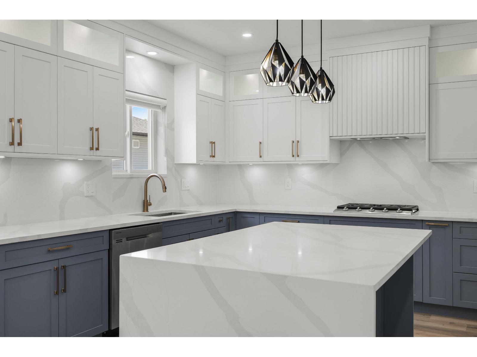 House in Chilliwack - Image 14