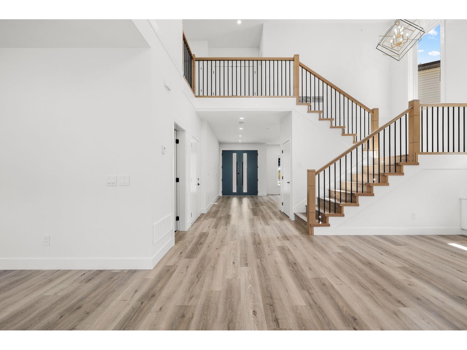 House in Chilliwack - Image 10