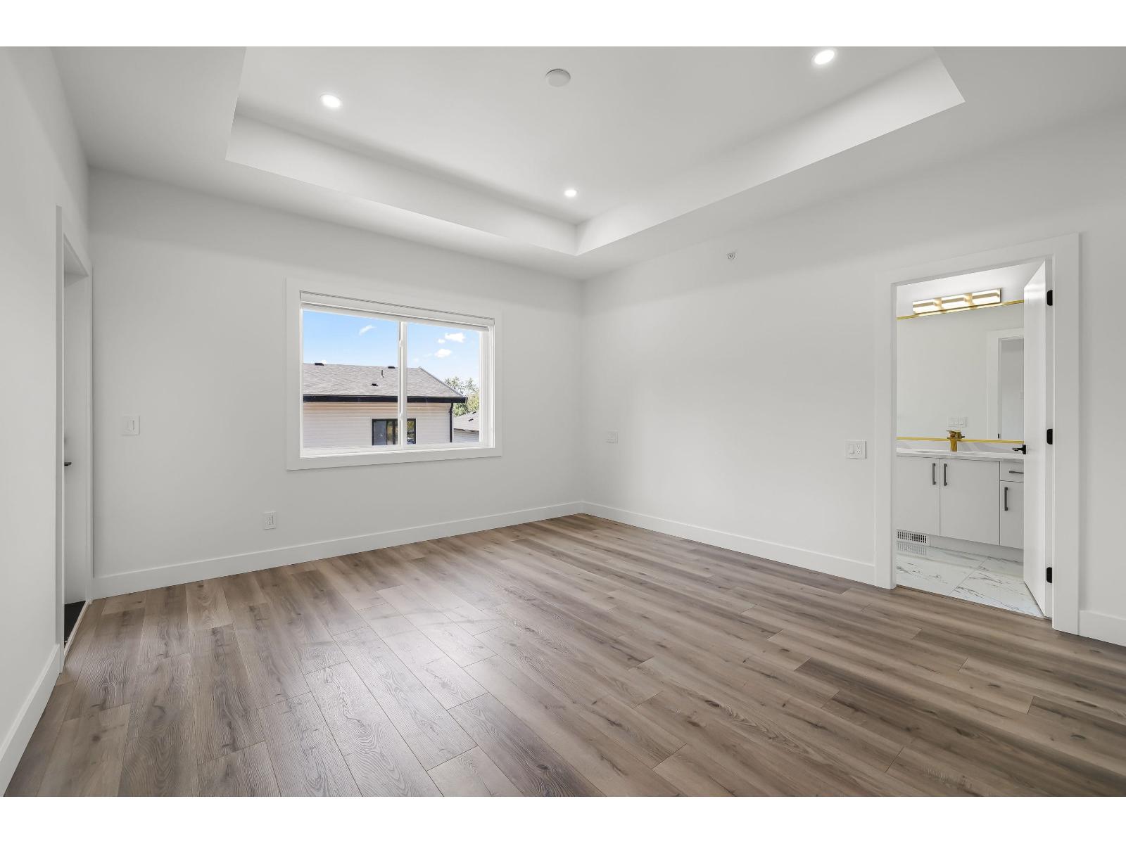 House in Chilliwack - Image 27
