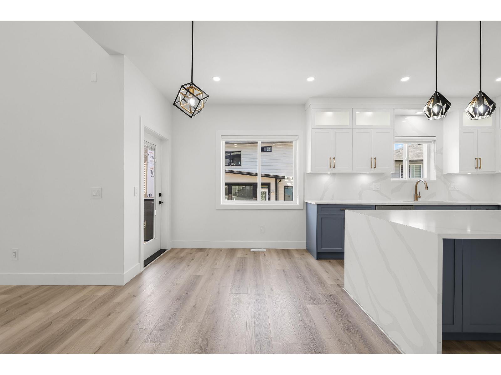 House in Chilliwack - Image 13