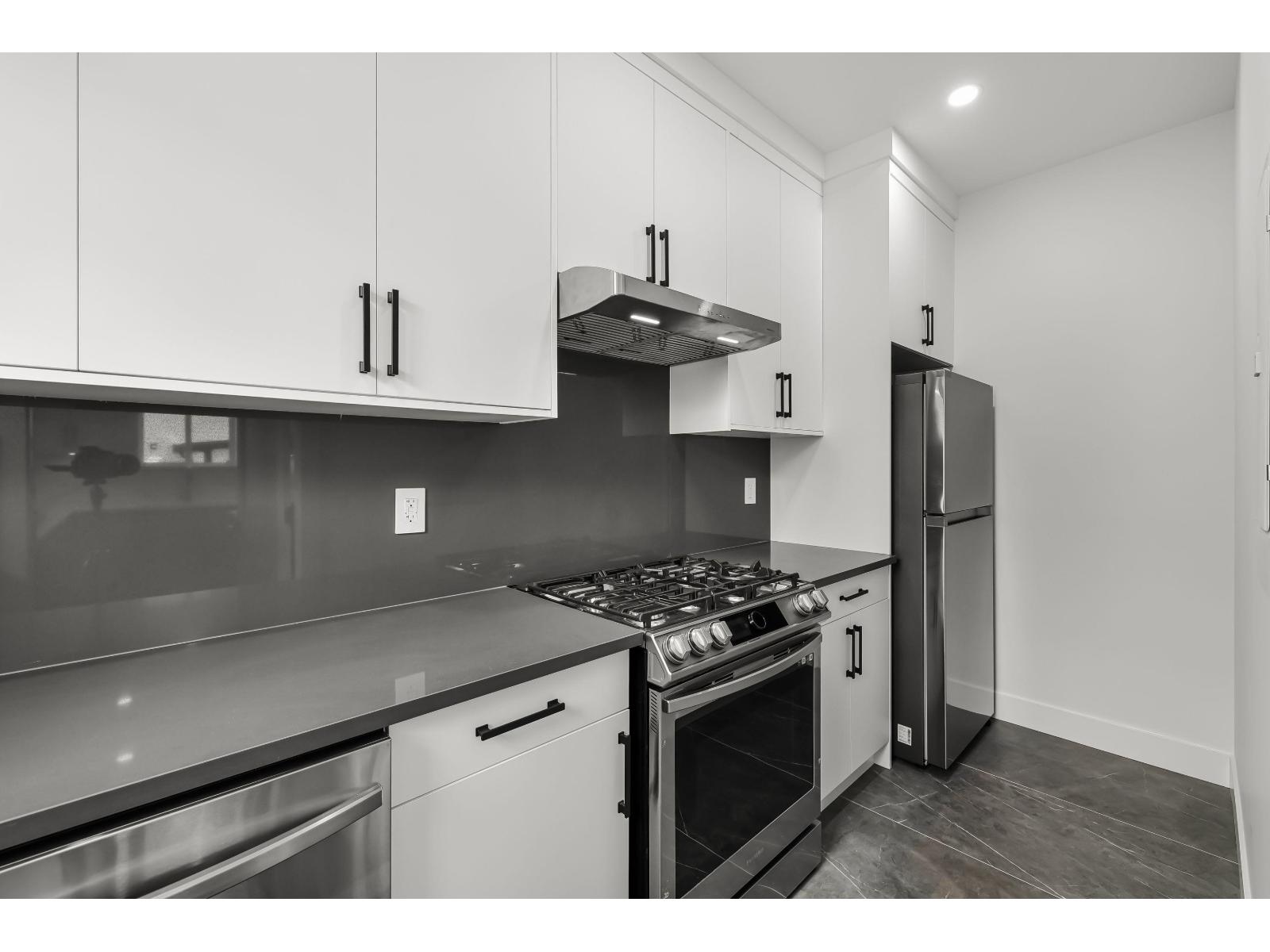 House in Chilliwack - Image 18