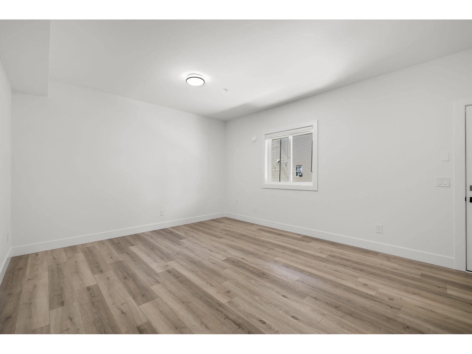 House in Chilliwack - Image 36