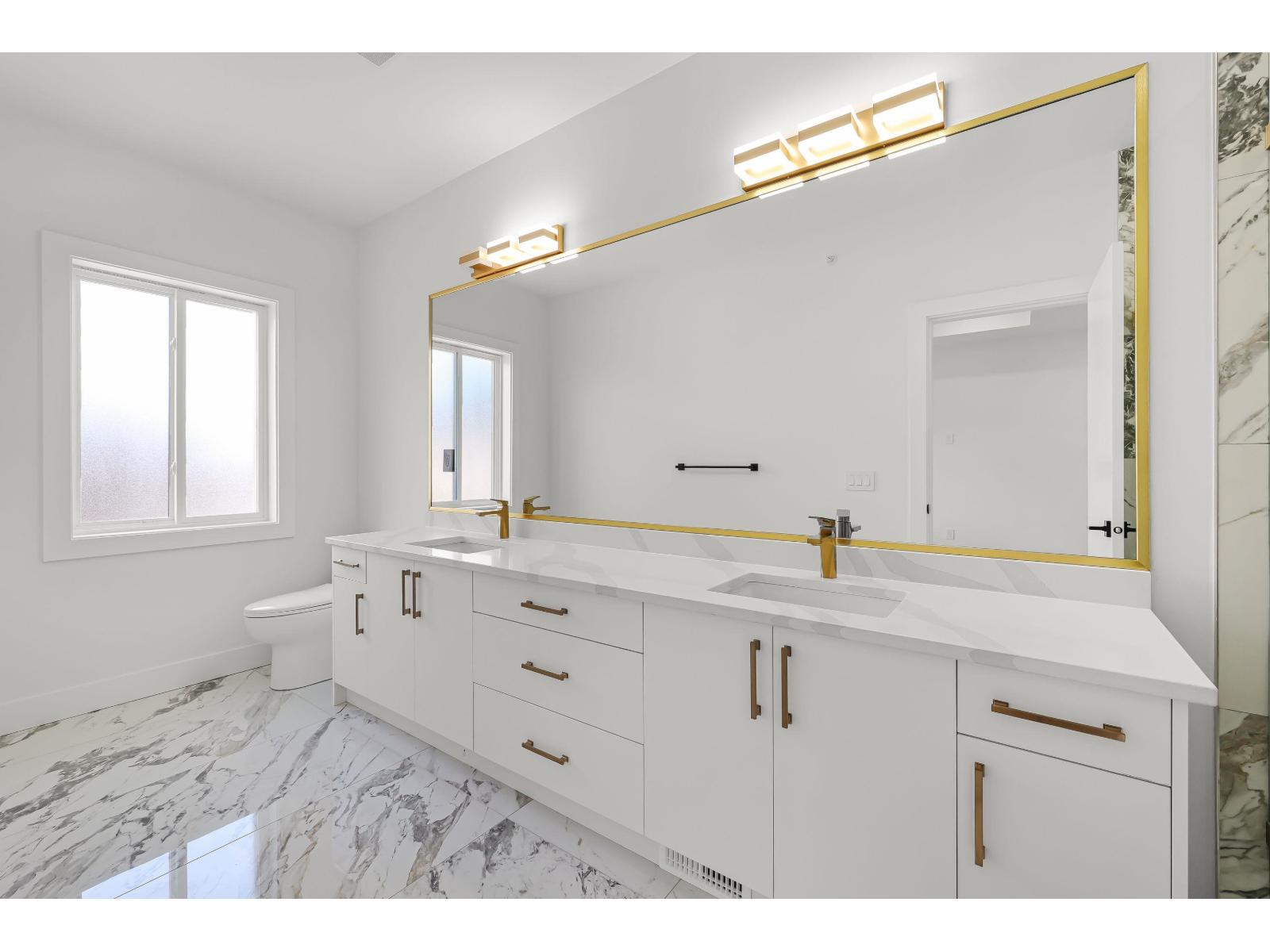 House in Chilliwack - Image 30