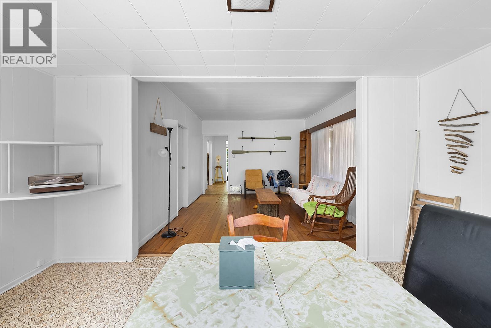 15781 PETERS Road, Crawford Bay