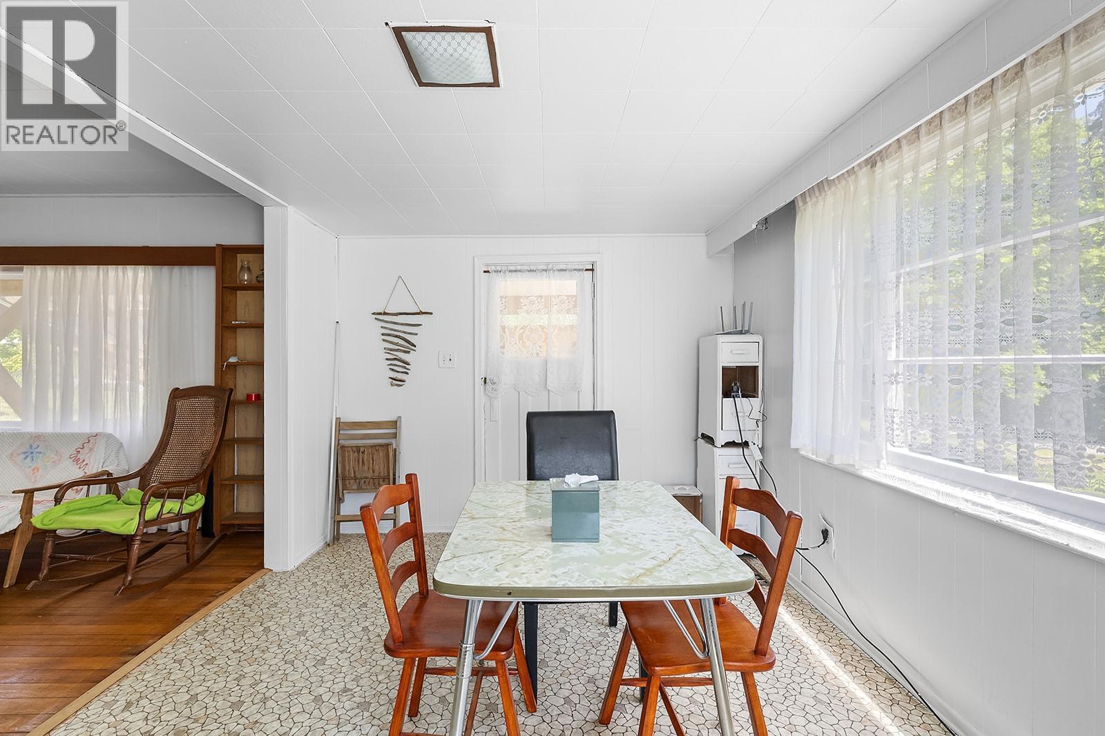 15781 PETERS Road - 43