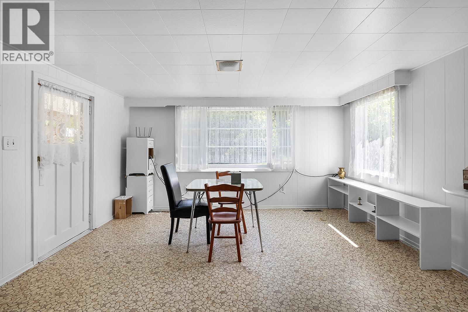 15781 PETERS Road, Crawford Bay