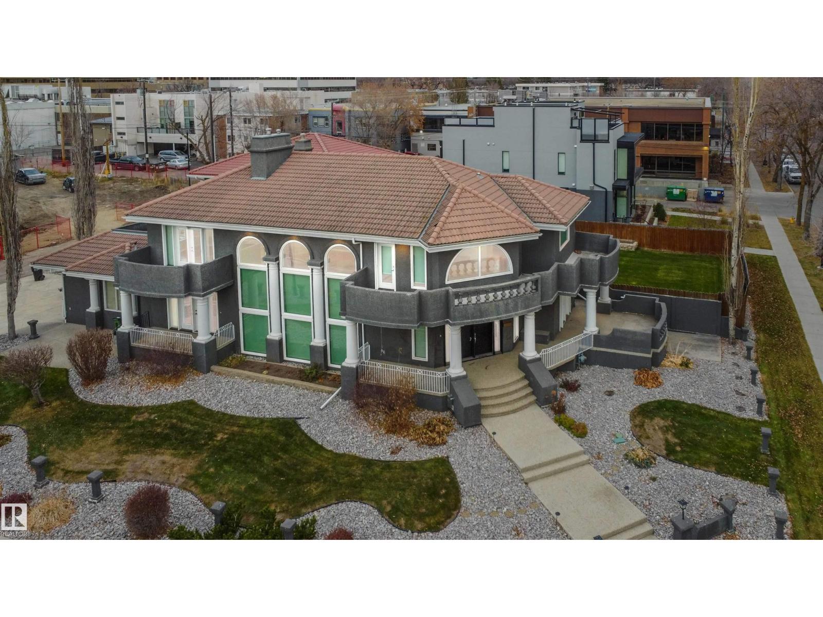 12428 103 AV NW, Edmonton