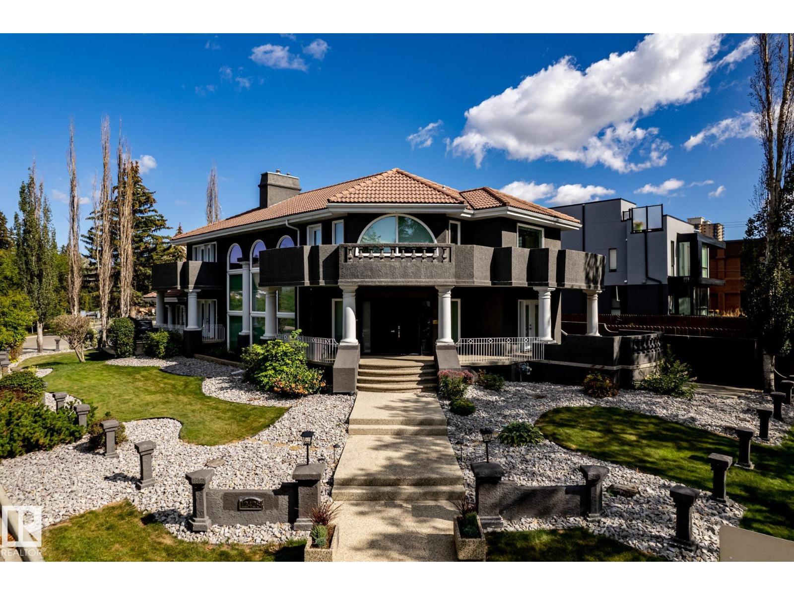 12428 103 AV NW, Edmonton