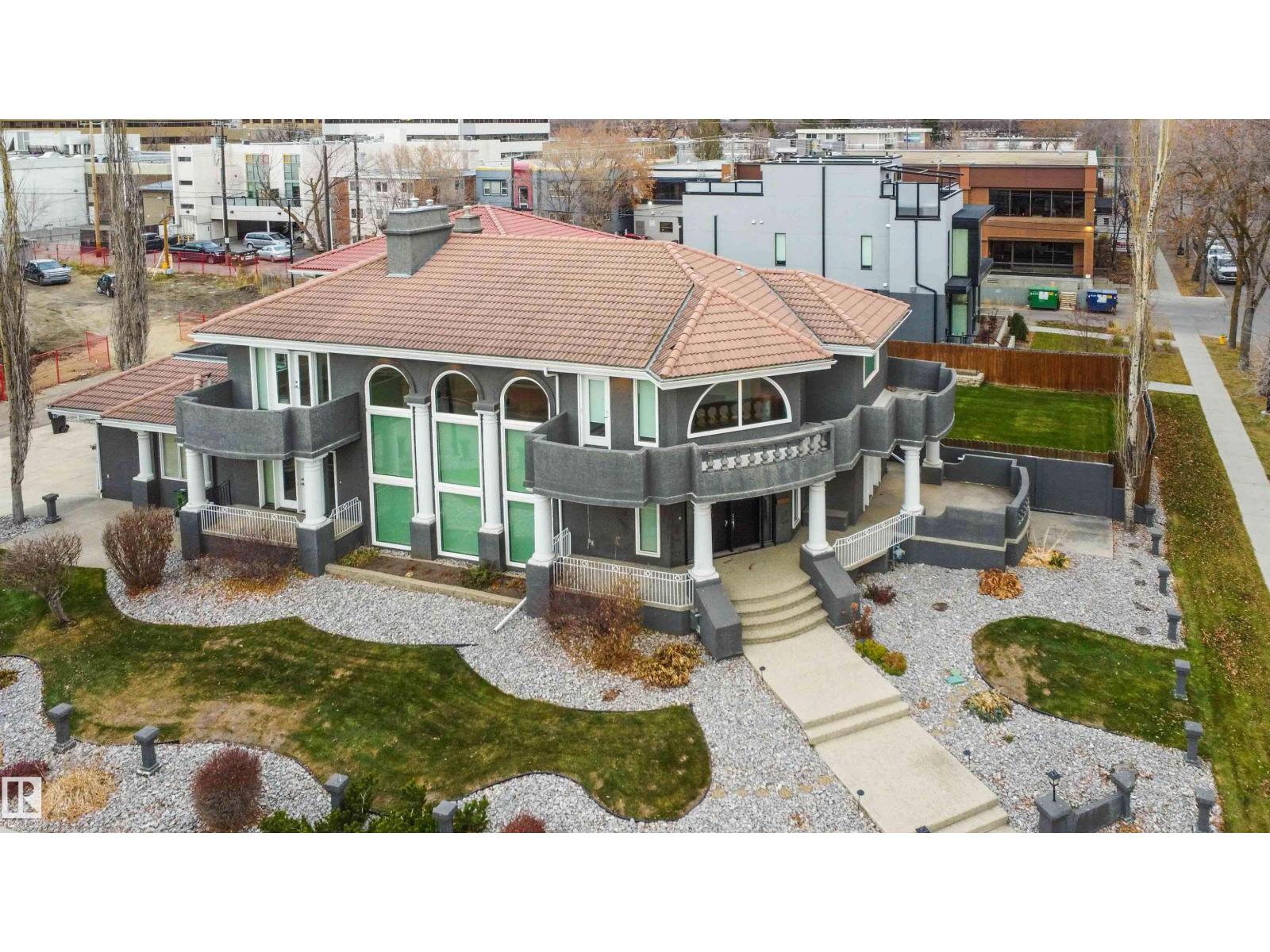 12428 103 AV NW, Edmonton