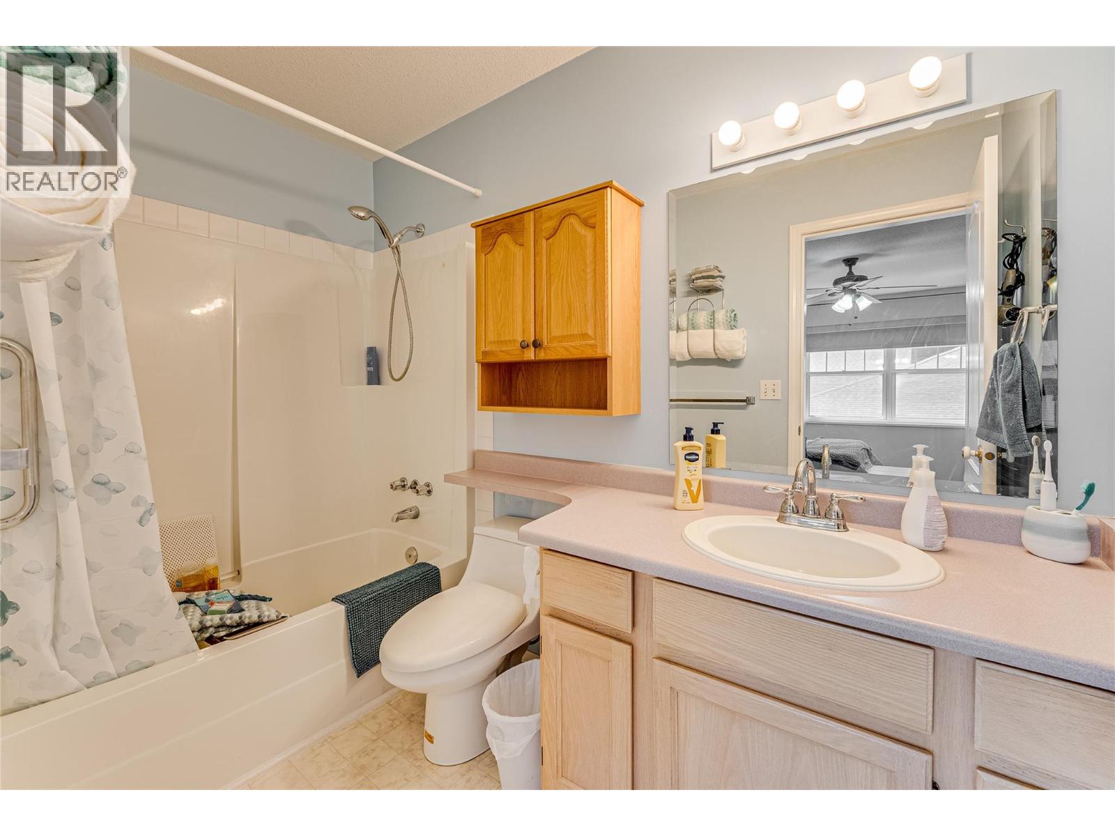 #10 3485 Rosedale Avenue - 17