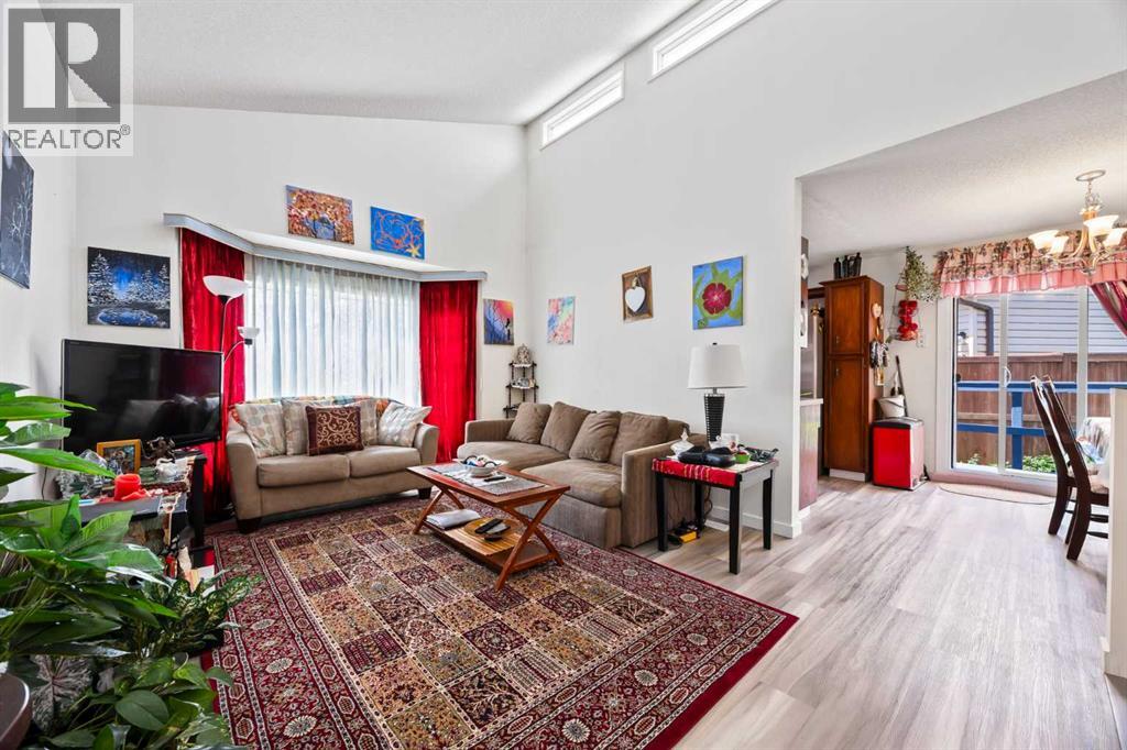 Single Family House 4 Level for Sale in  Taraglen Place NE Taradale Calgary 