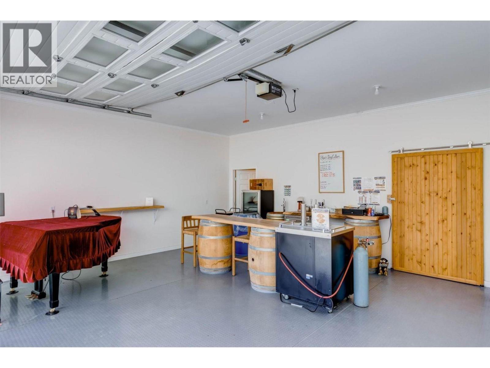 385 Matheson Road, Okanagan Falls