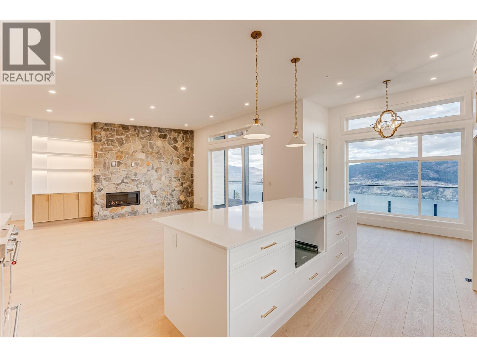  8924 Tavistock Road, Vernon