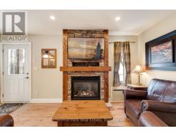 105-10 - 1052 Rat Bay Road, Lake Of Bays, ON P1H2J6 Photo 9