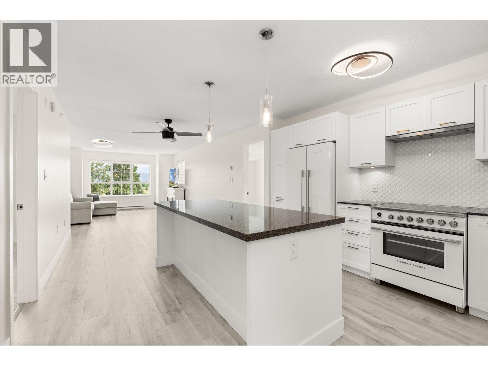 429 19673 MEADOW GARDENS WAY, Pitt Meadows