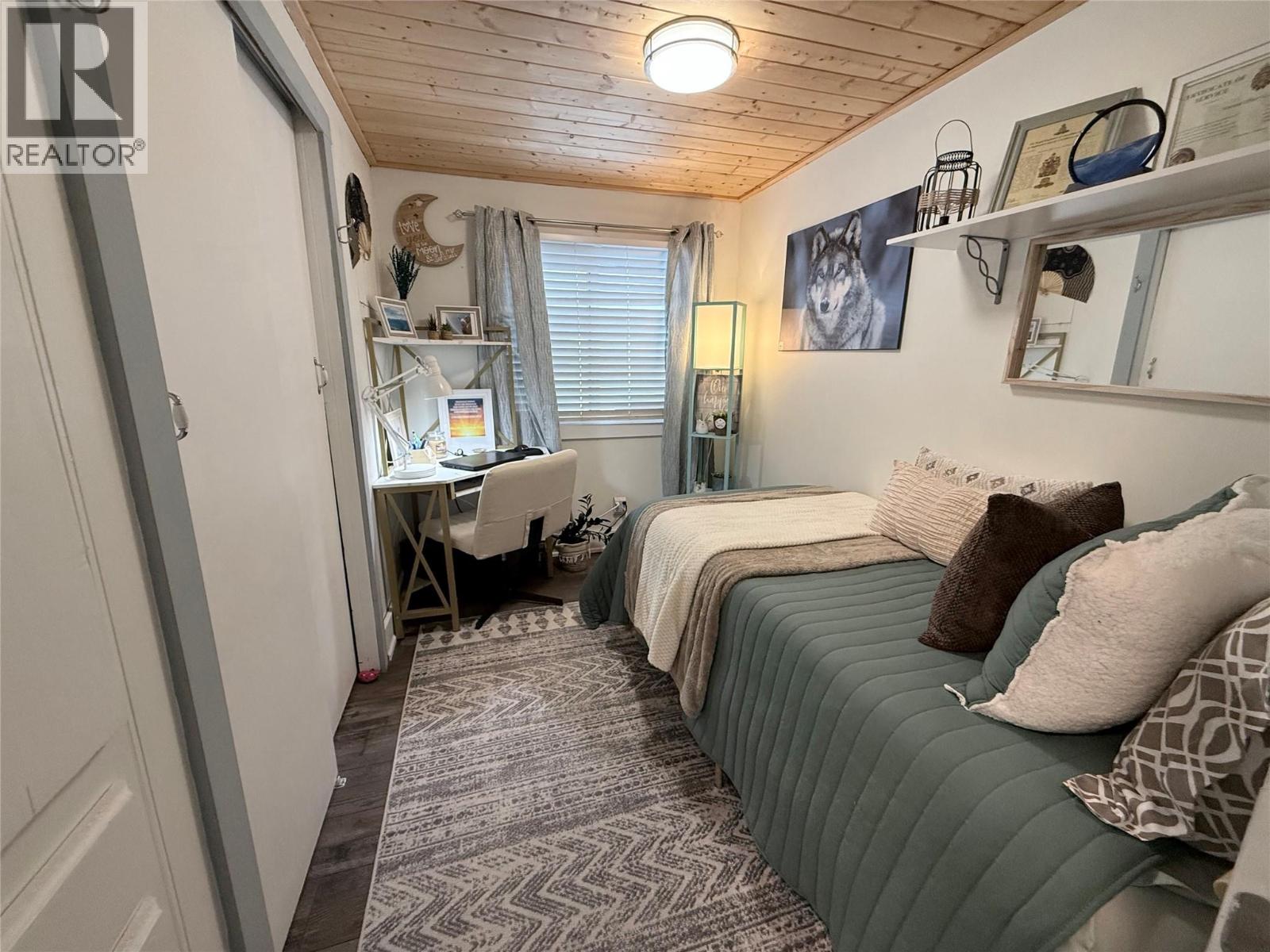 #20 1409 11TH AVENUE - 12