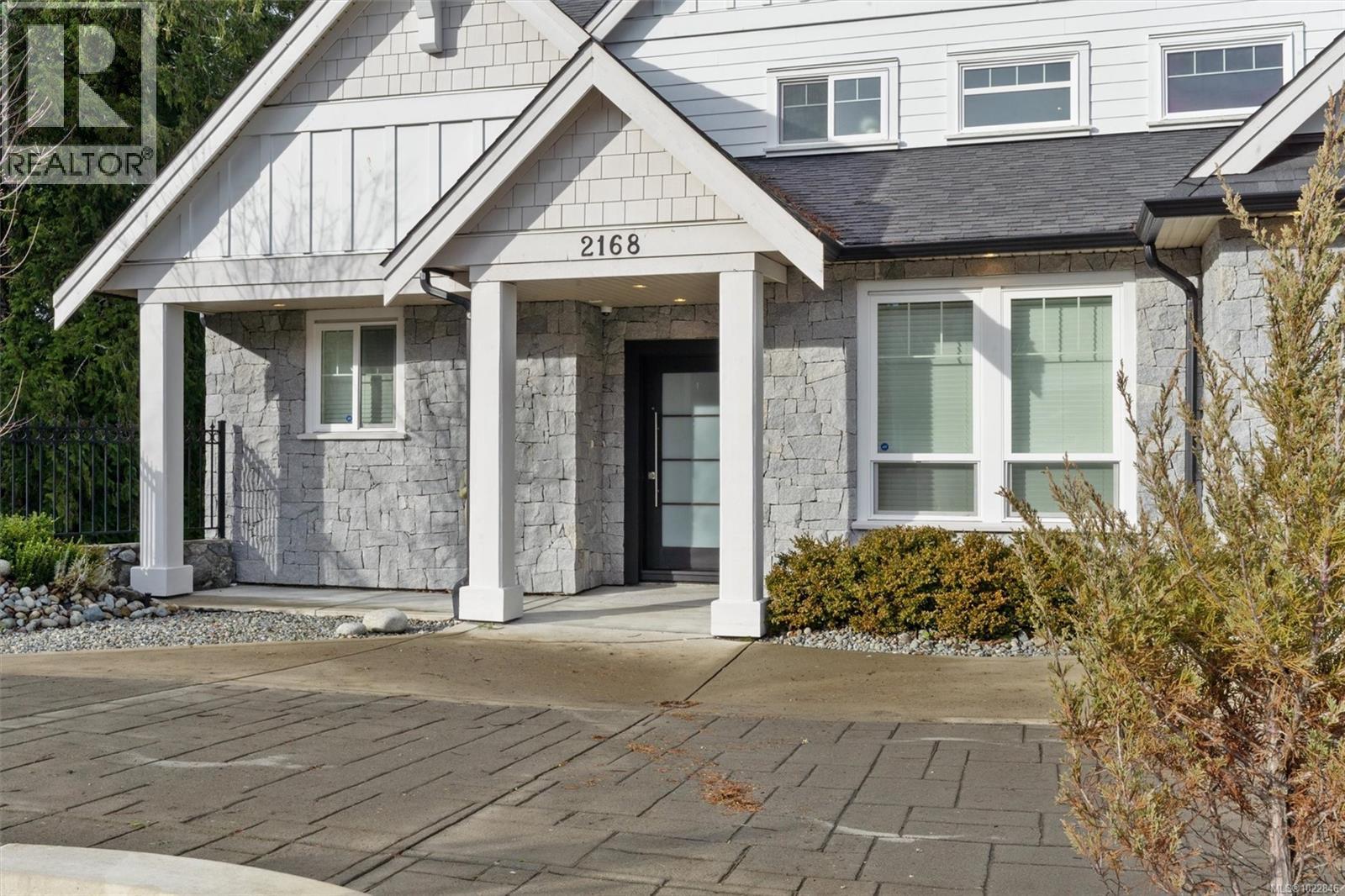  2168 Champions Way, Langford